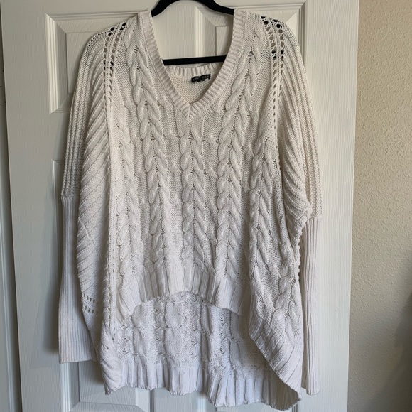 Express Sweaters - Express cable knit sweater